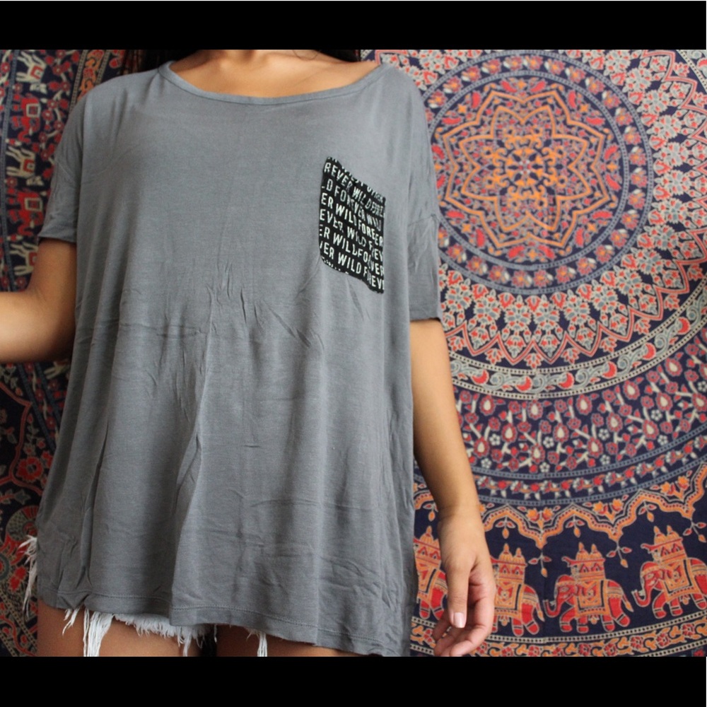 Super oversized gray tee